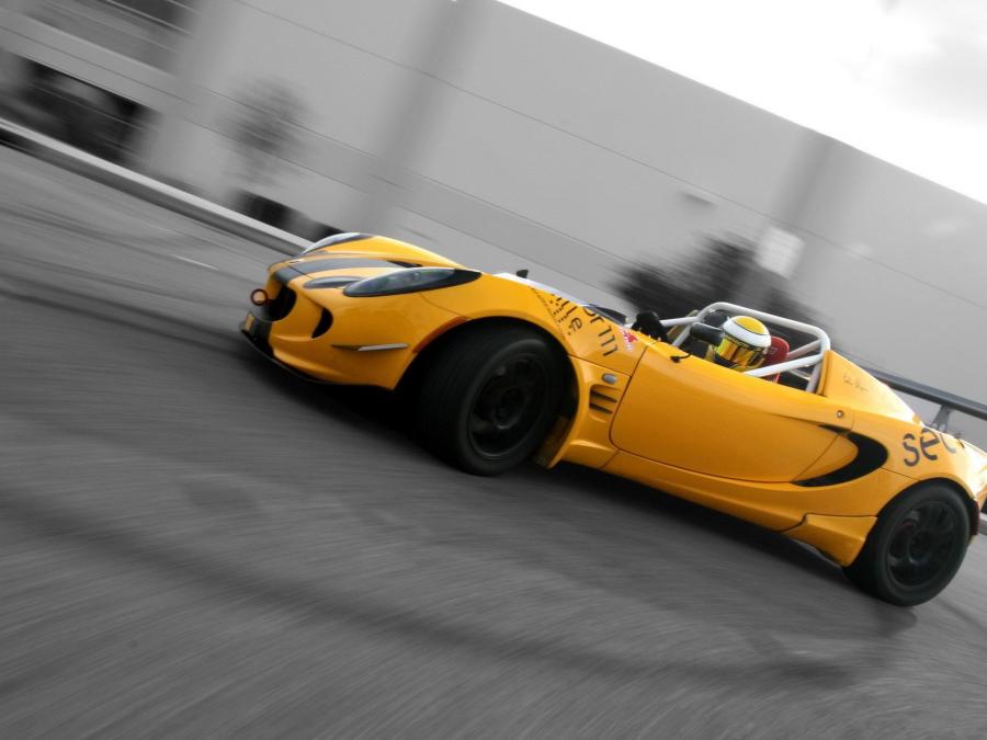  Lotus Elise Spyder Custom 2005 года  (фото 2 из 13)